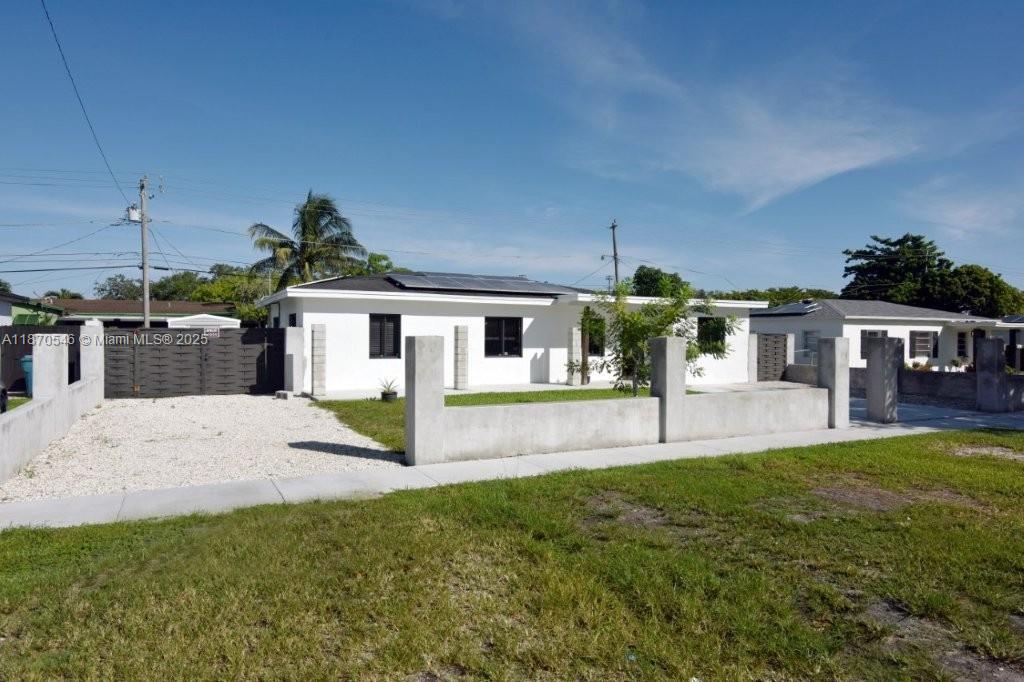 Move right into this beautifully renovated single-family residence featuring:
Brand New Roof
New Porcelain Tile Flooring
Modern Kitchen with Premium Finishes
Updated Bathrooms
Impact Windows & Doors
And much more!
This home is ideally located just minutes from Kendall, major shopping centers, top restaurants, and quick access to the Florida Turnpike.
Don’t miss this opportunity—schedule your showing today before it’s gone!