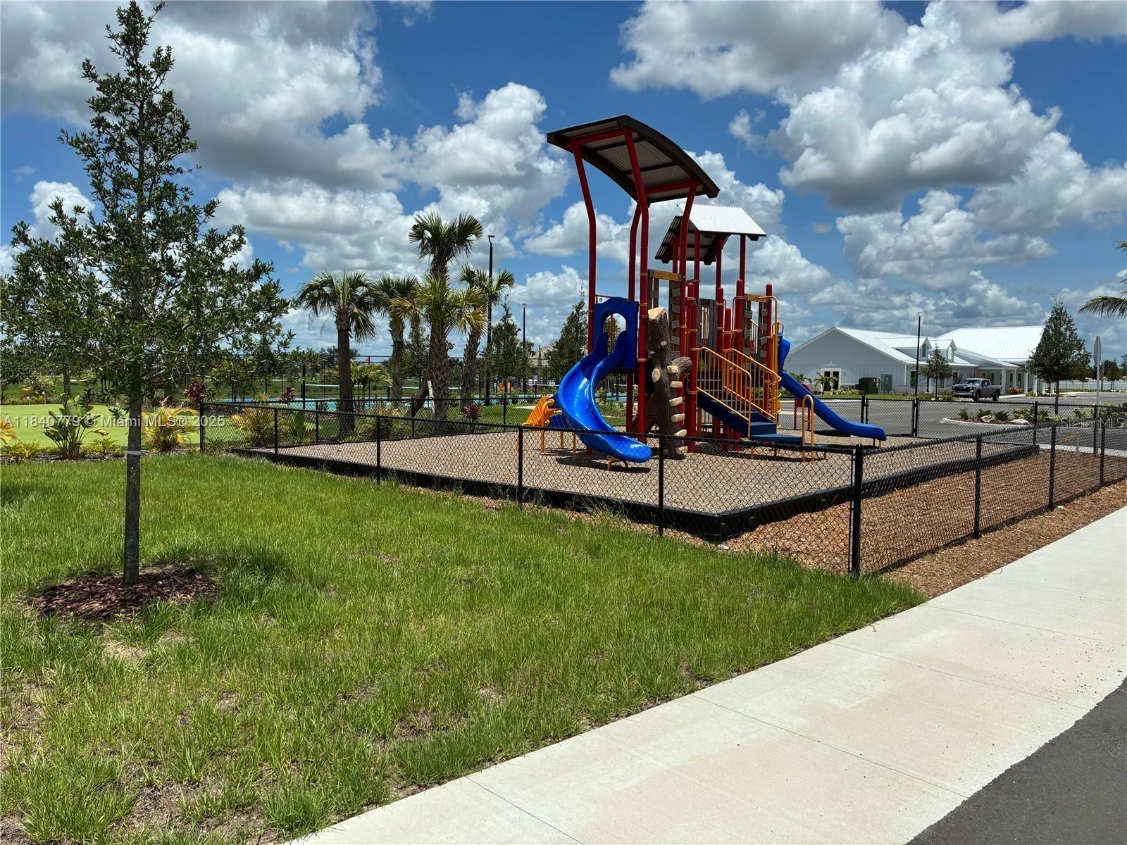 Palm Breeze of Punta Gorda - Land