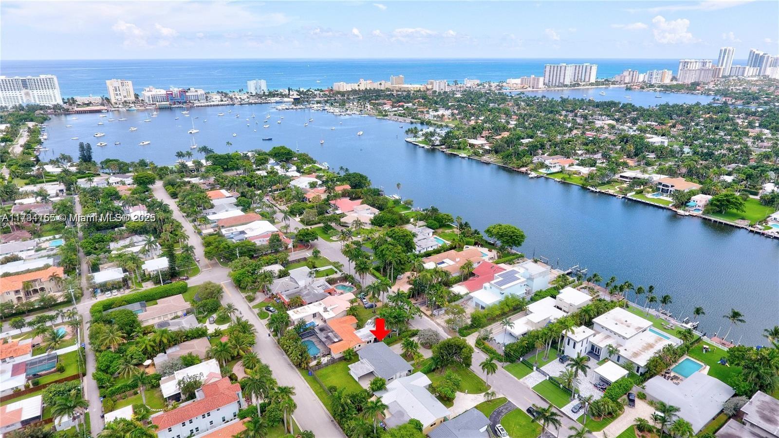 HOLLYWOOD LAKES SECTION - Residential