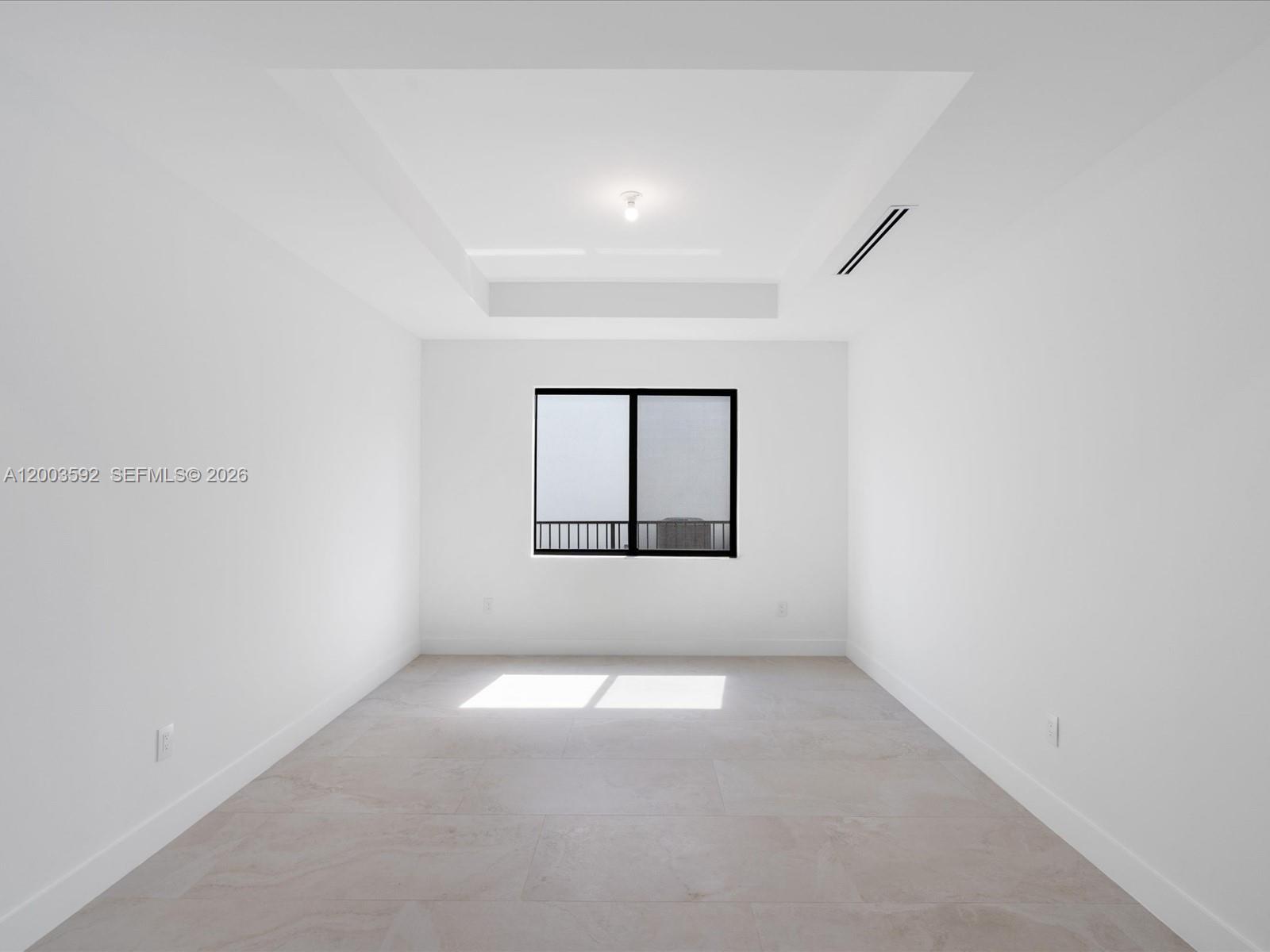 PRESIDENTIAL - Residential Lease