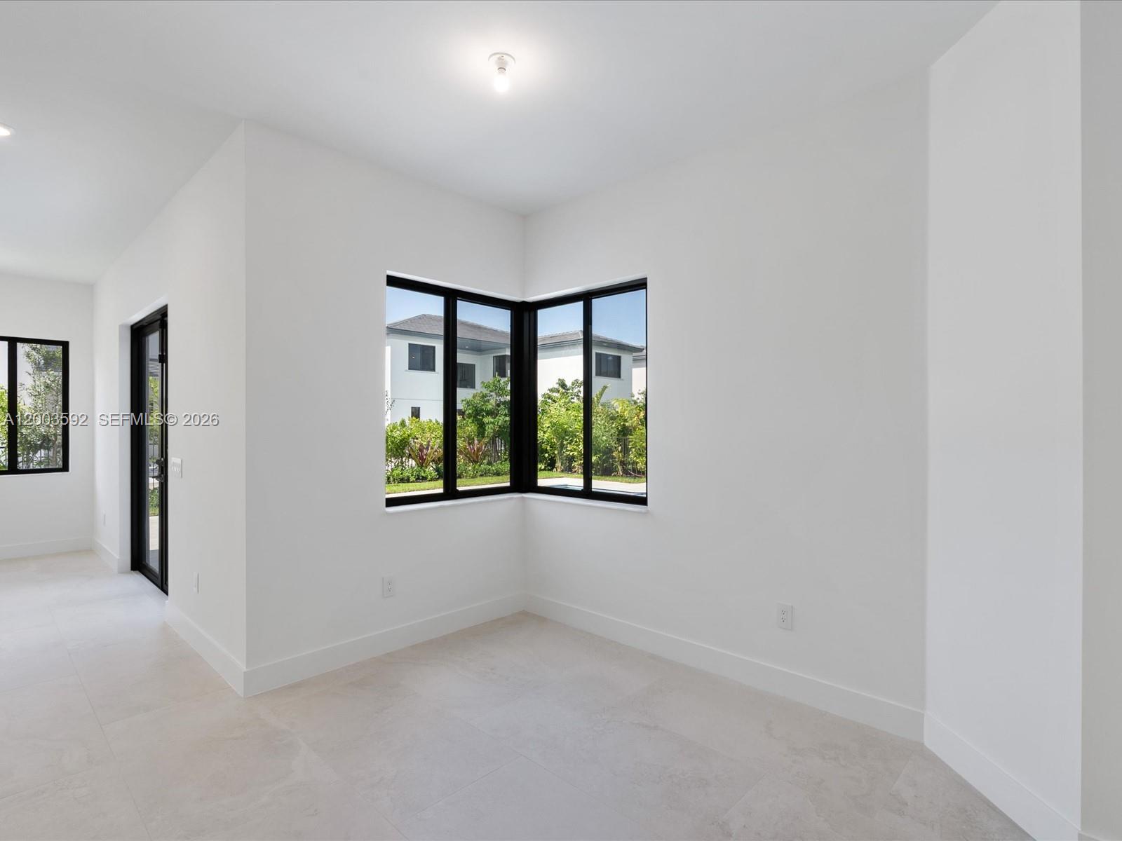 PRESIDENTIAL - Residential Lease