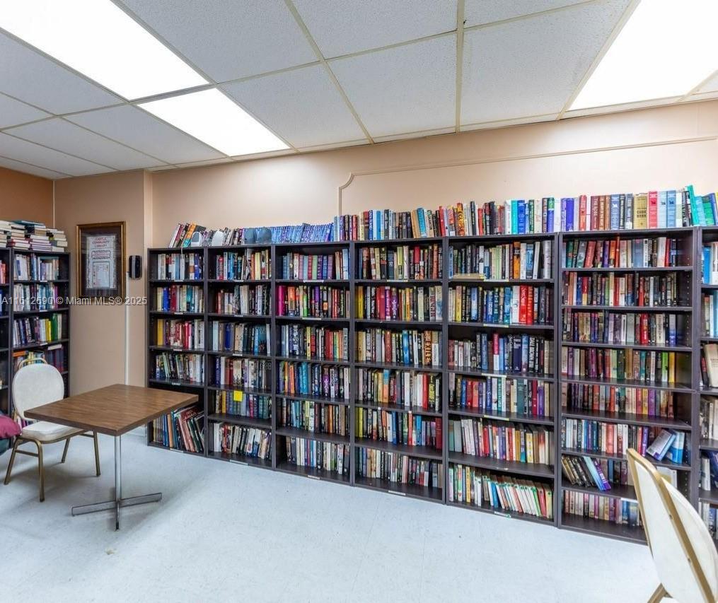 CASTLE APARTMENTS 10 COND - Residential