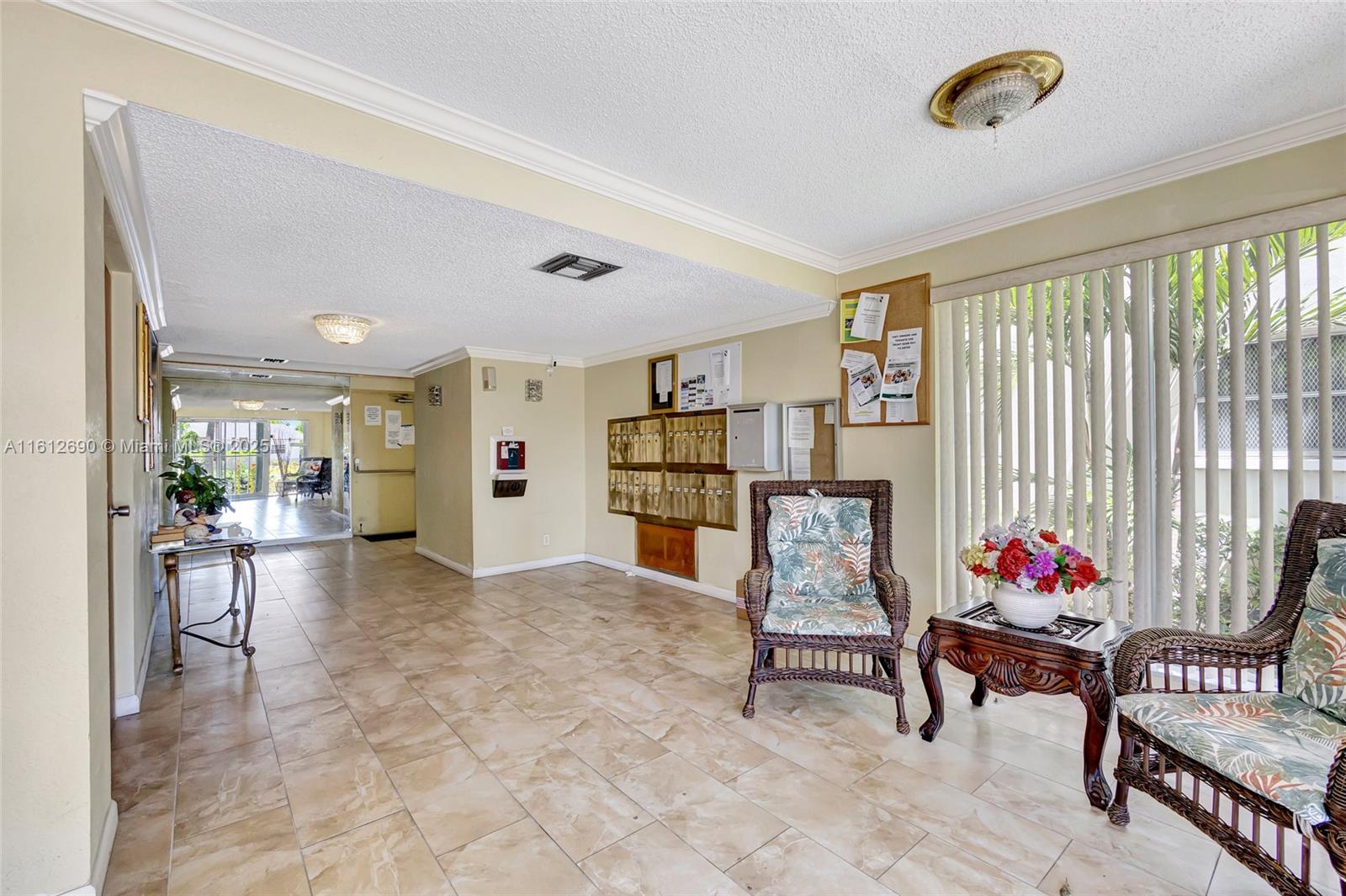 CASTLE APARTMENTS 10 COND - Residential