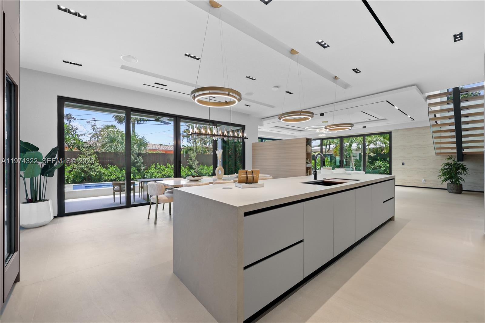 SILVER SHORES-SUB TRACT - Residential