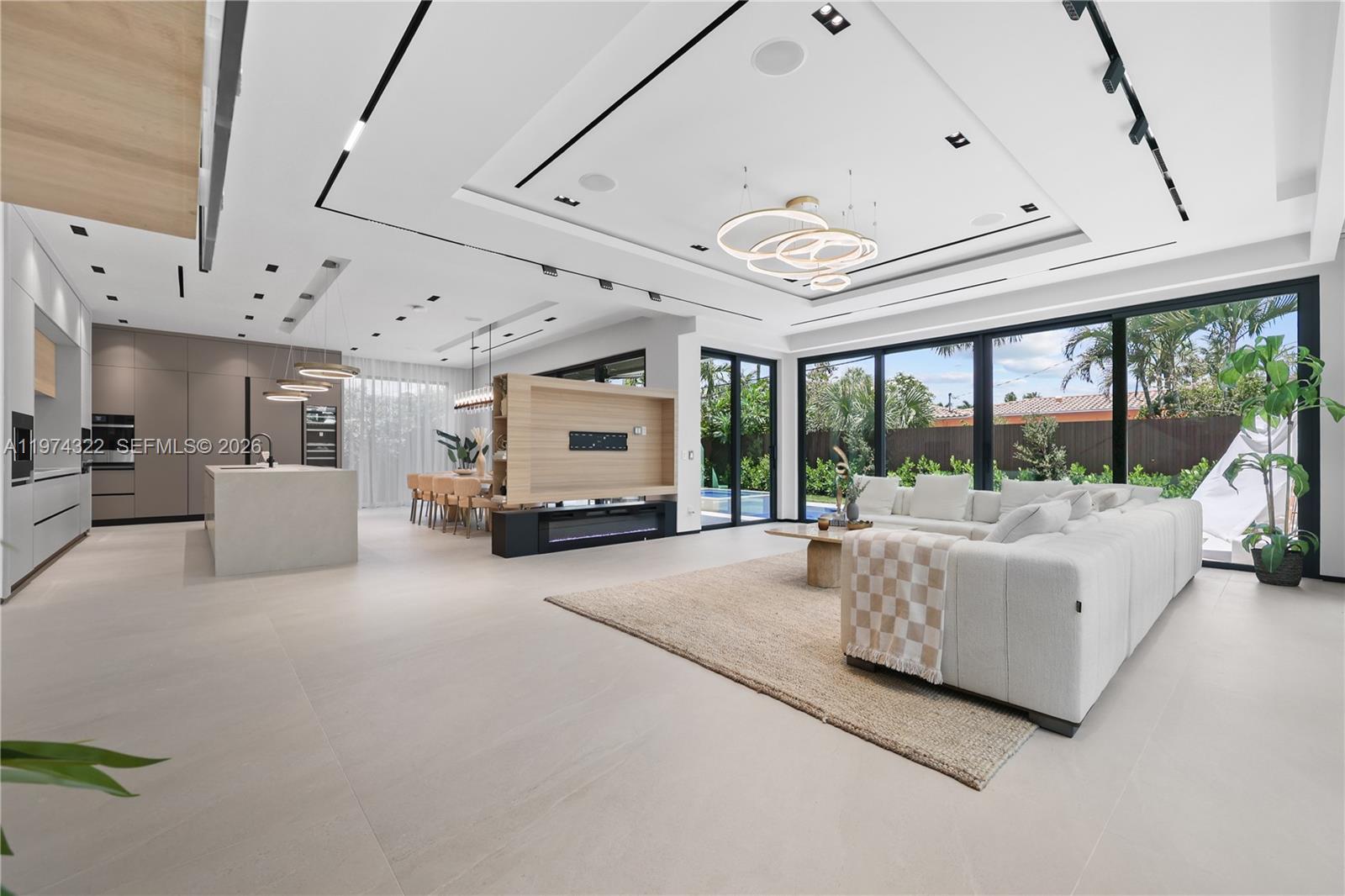 SILVER SHORES-SUB TRACT - Residential