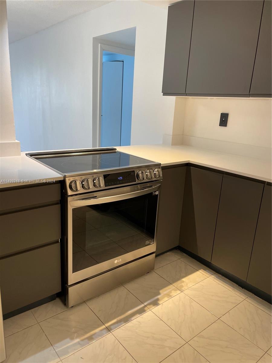 OLYMPUS CONDO - Residential