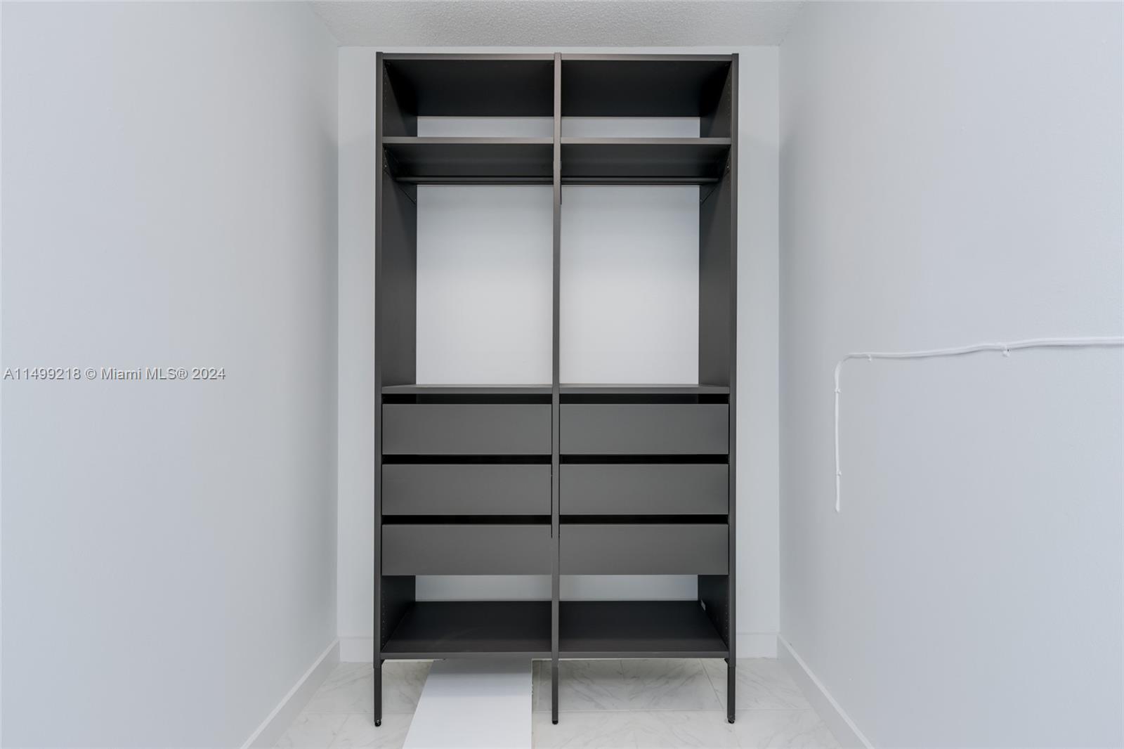 OLYMPUS CONDO - Residential