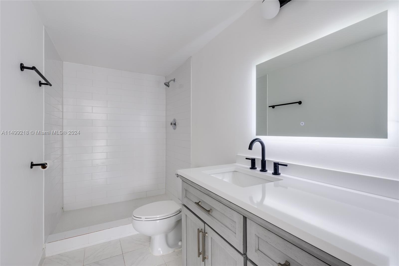 OLYMPUS CONDO - Residential