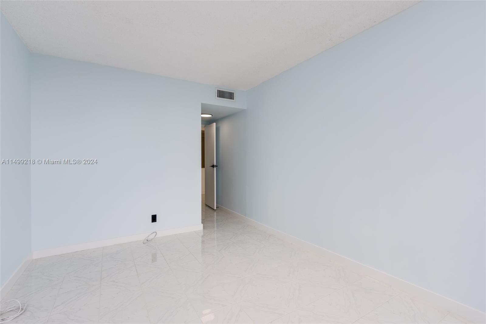 OLYMPUS CONDO - Residential