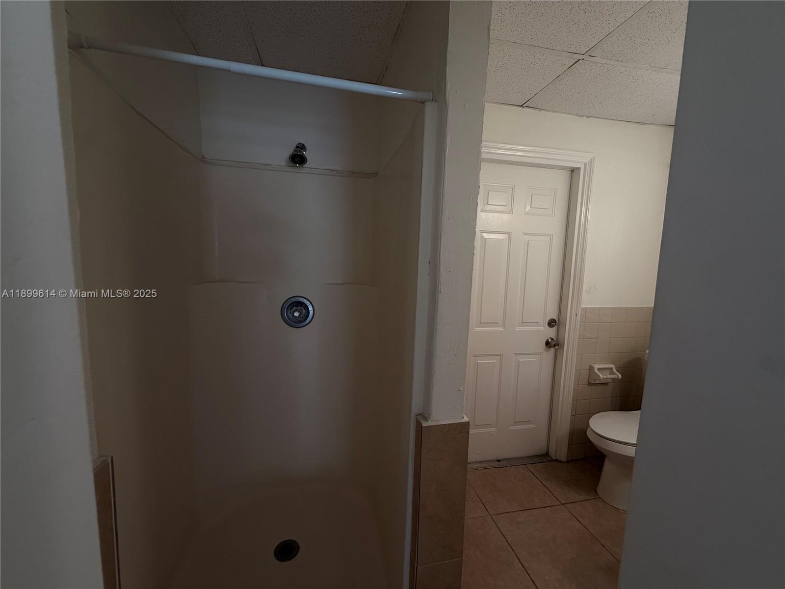 MC FADDENS - Residential Lease