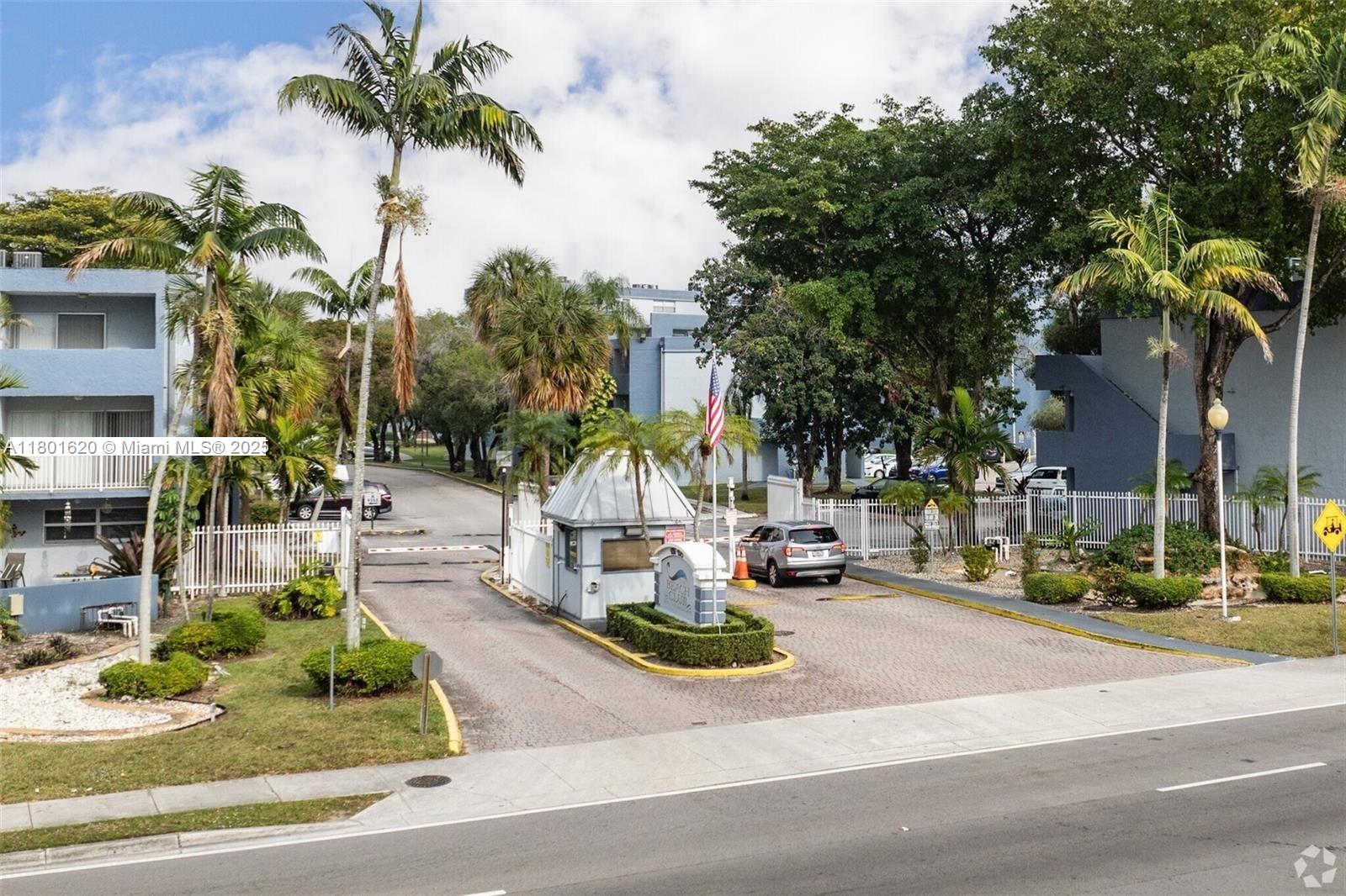 Rental Property at 9351 Fontainebleau Blvd B417, Miami, Broward County, Florida - Bedrooms: 2 
Bathrooms: 3  - $2,400 MO.