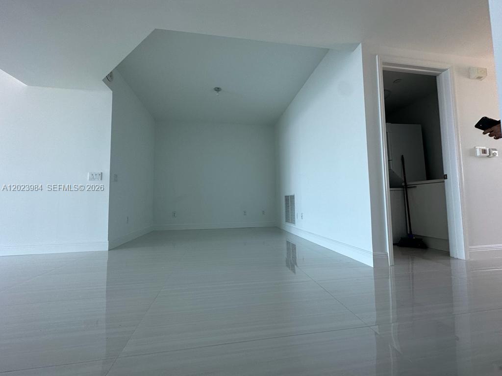 MARINA GRANDE RIVIERA BEA - Residential Lease