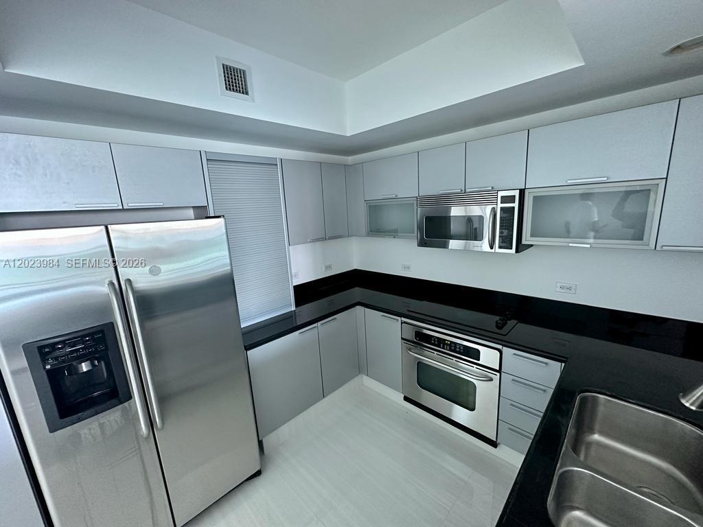 MARINA GRANDE RIVIERA BEA - Residential Lease