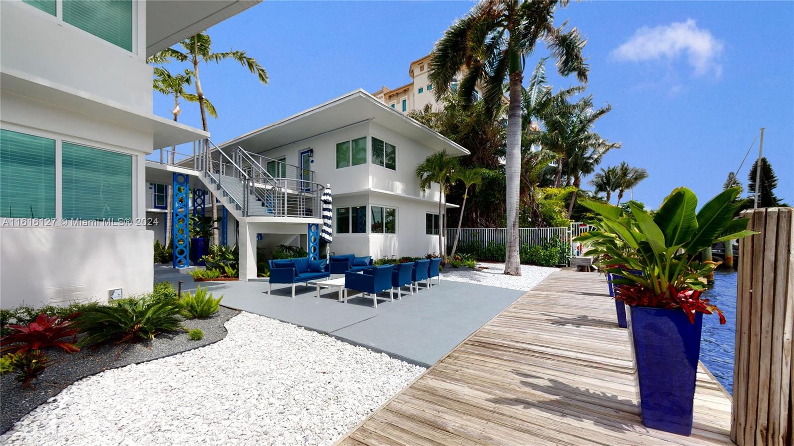 CASA GRANDE CONDO - Residential Lease