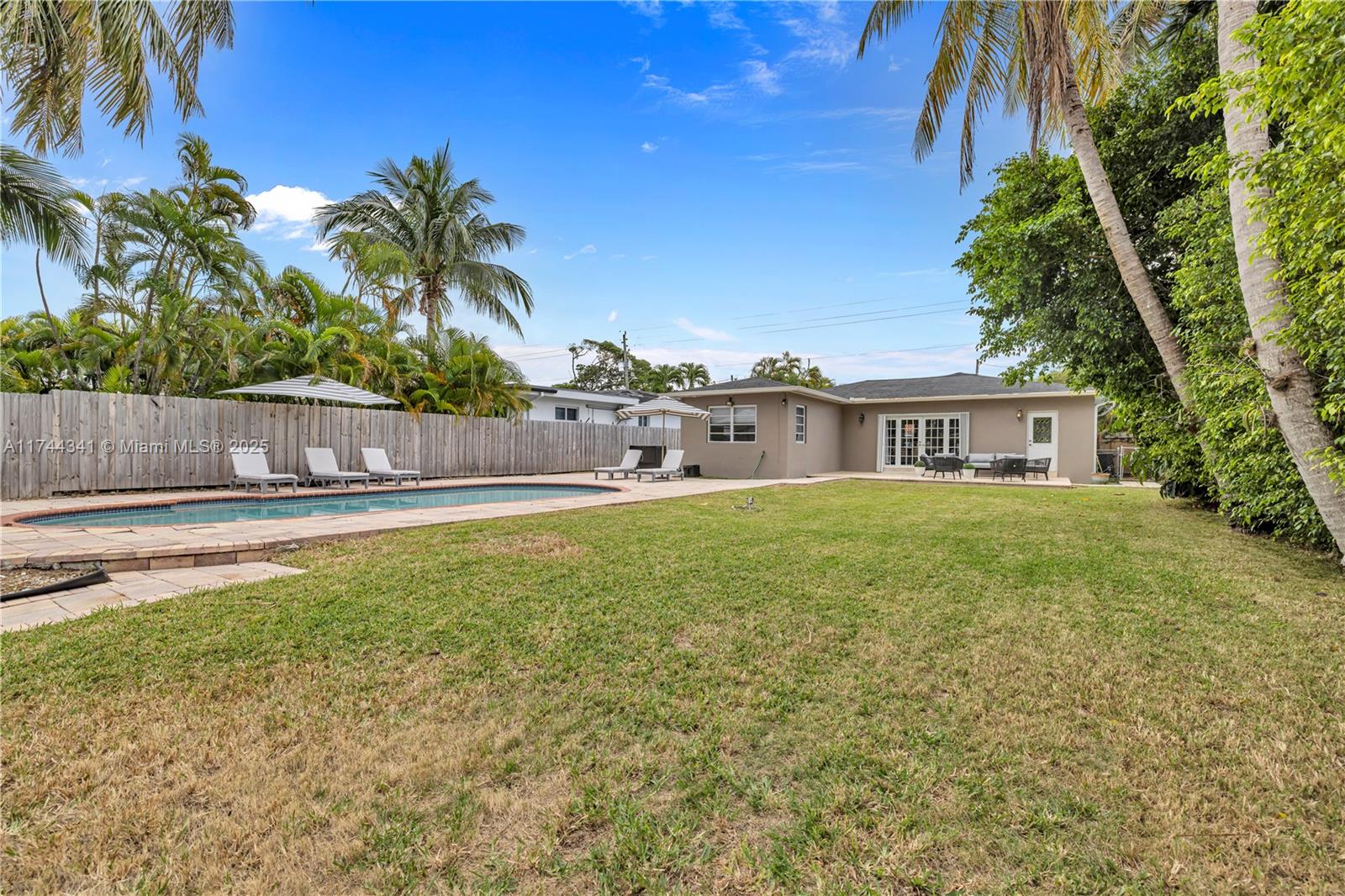 BISCAYNE POINT - Residential