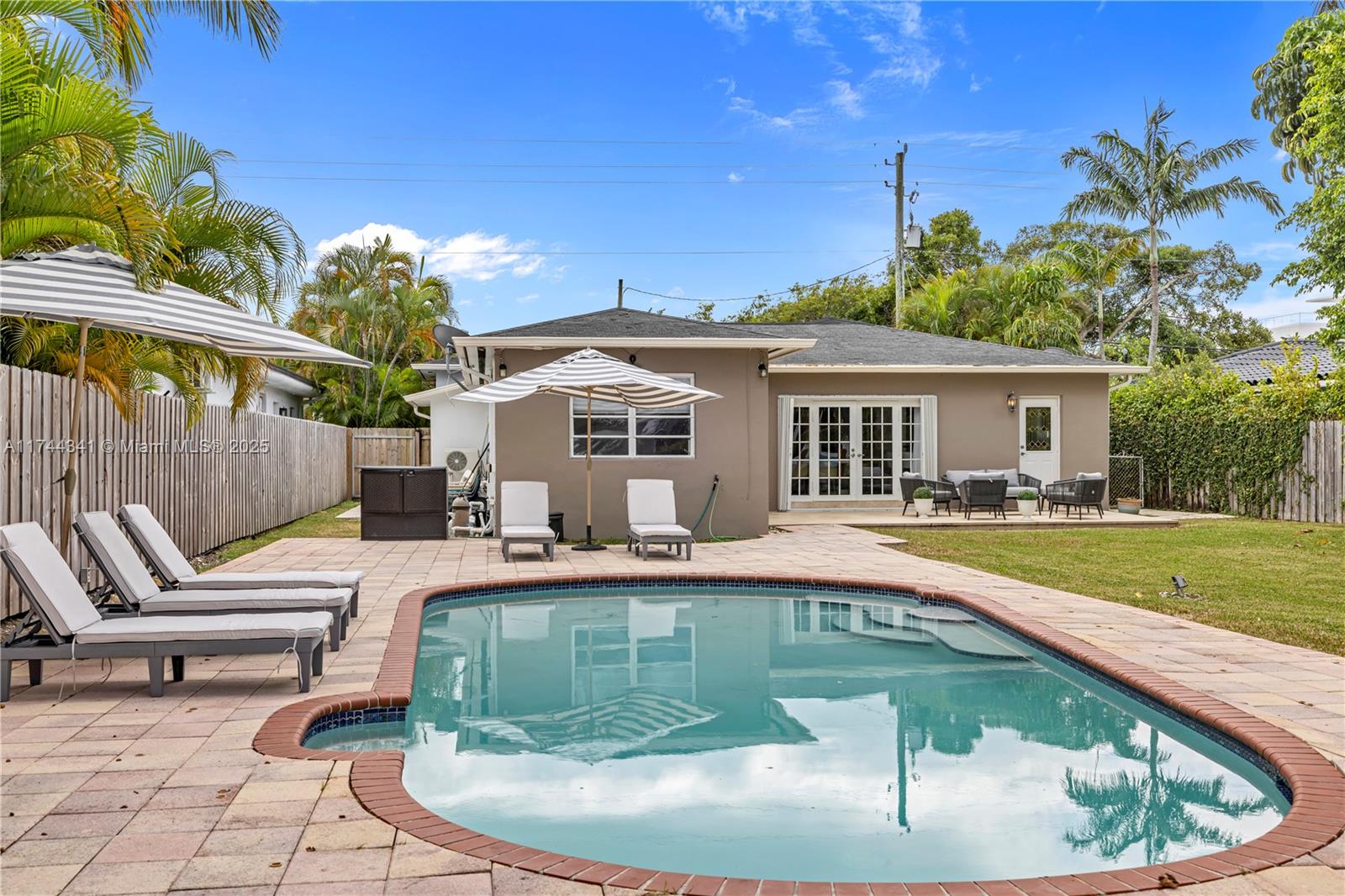 BISCAYNE POINT - Residential