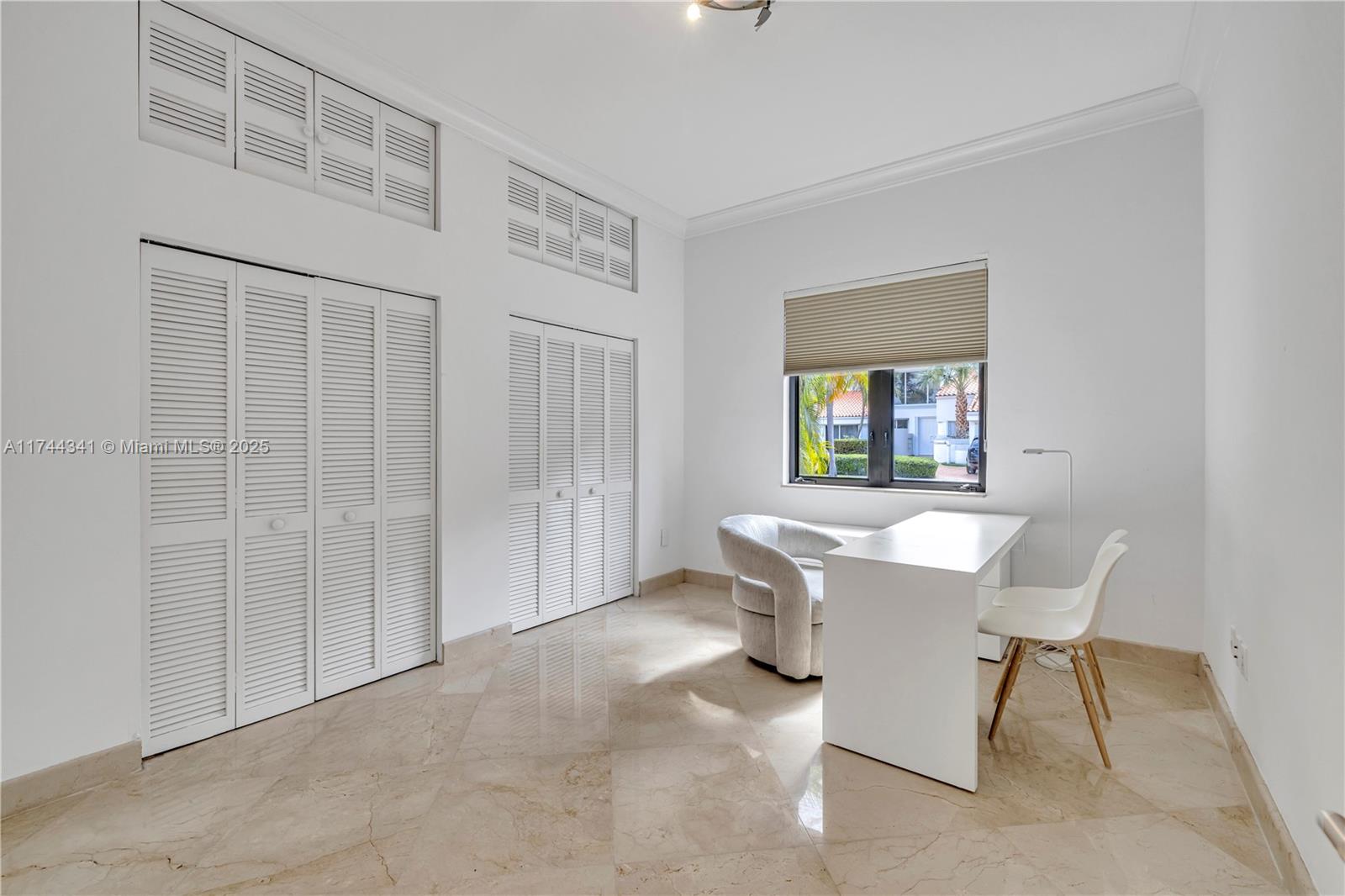 BISCAYNE POINT - Residential