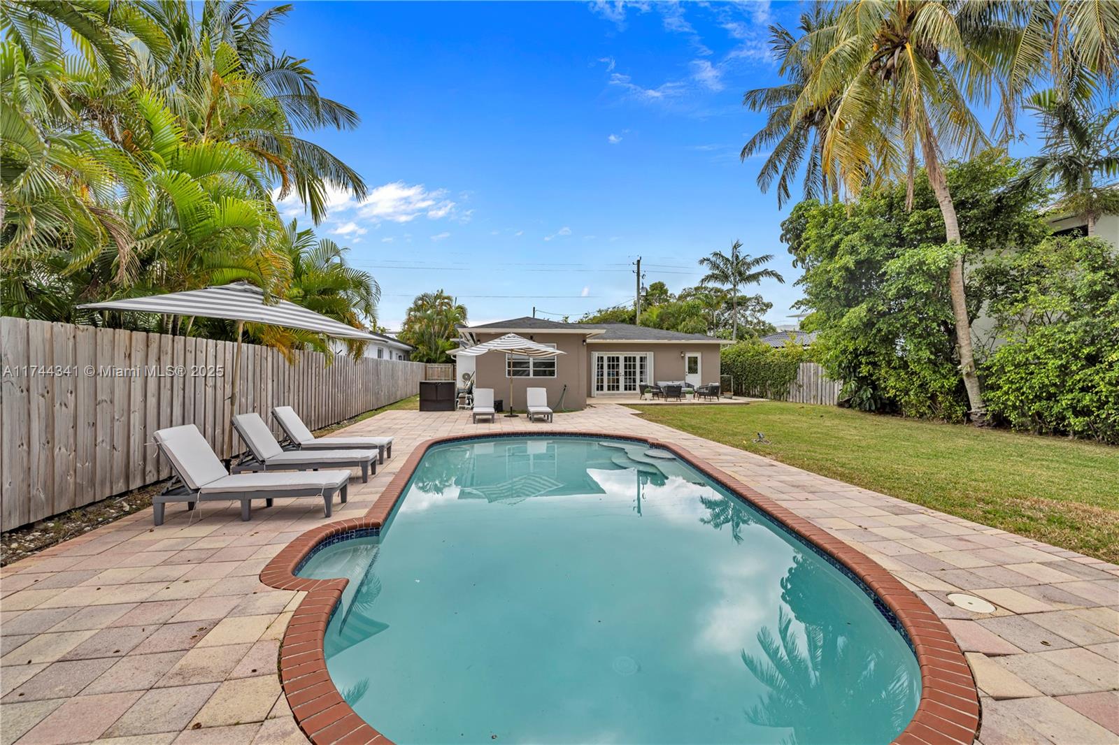 BISCAYNE POINT - Residential