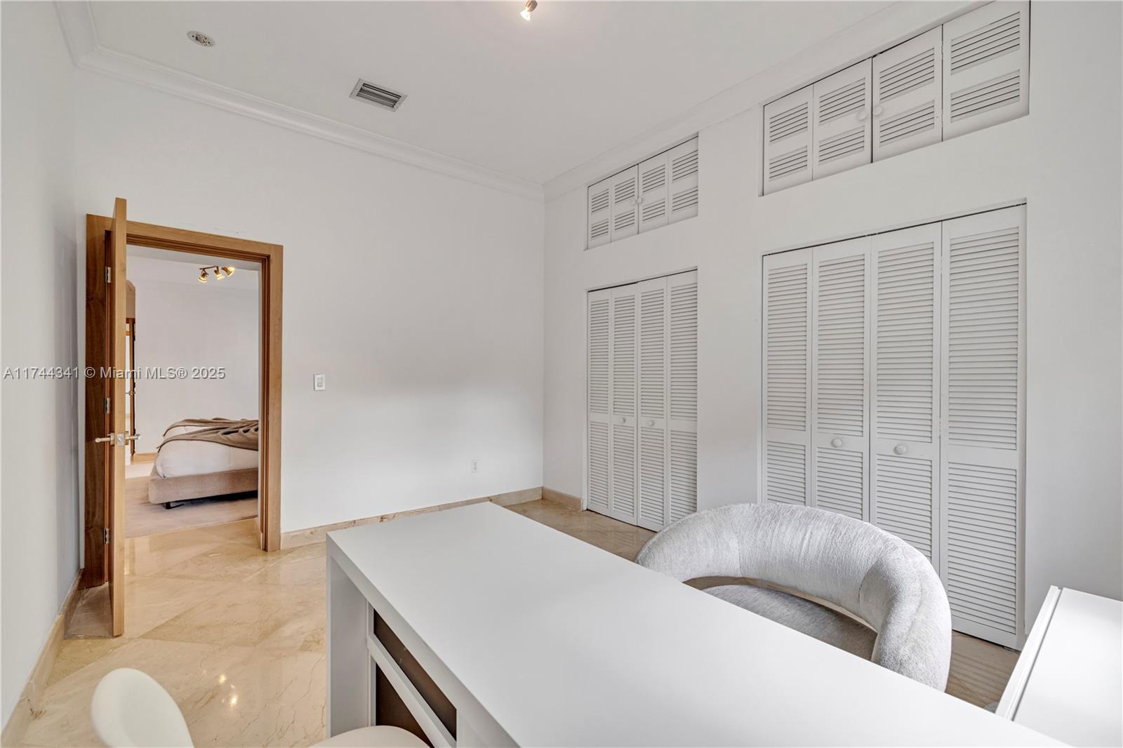 BISCAYNE POINT - Residential