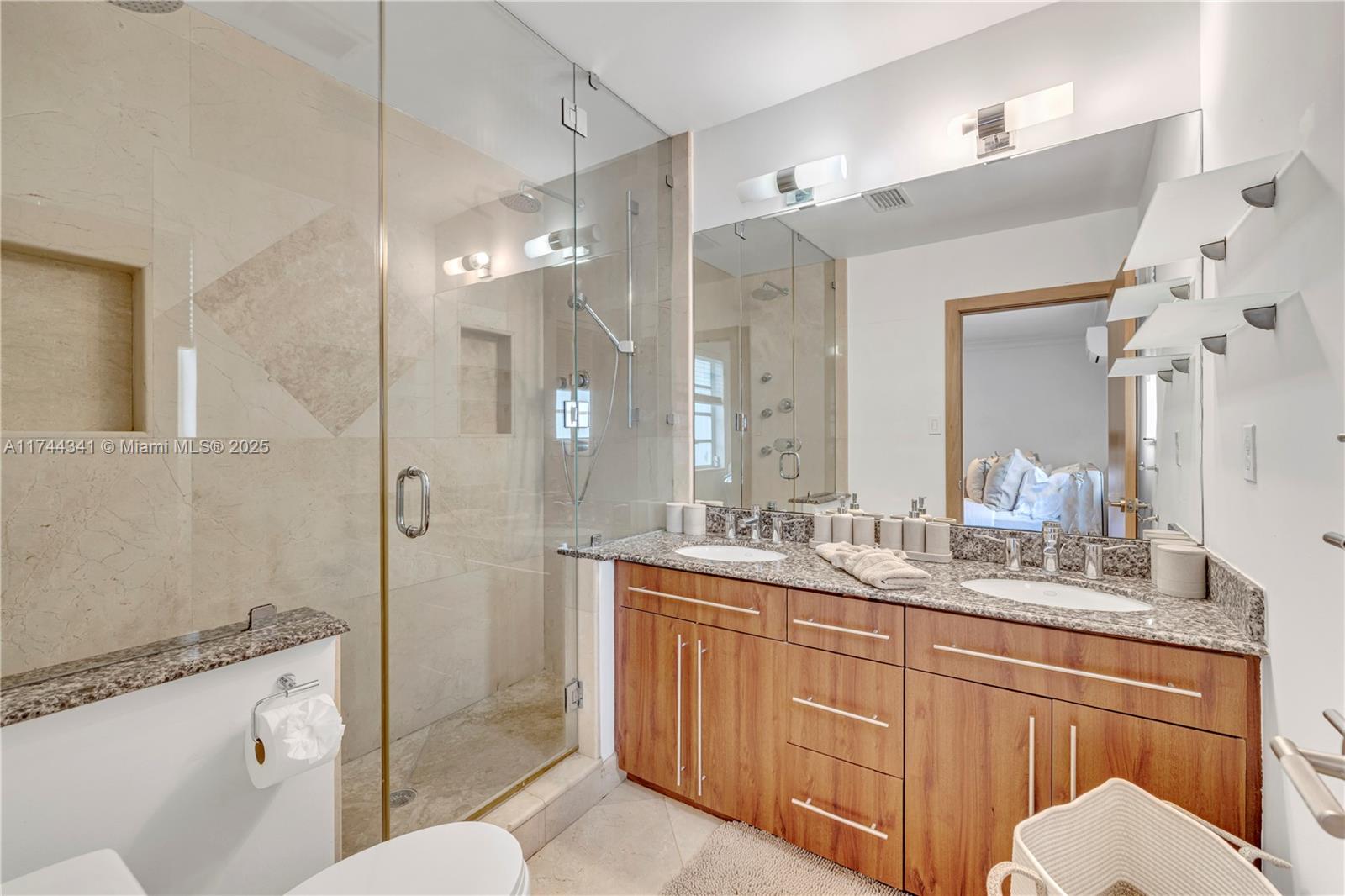 BISCAYNE POINT - Residential