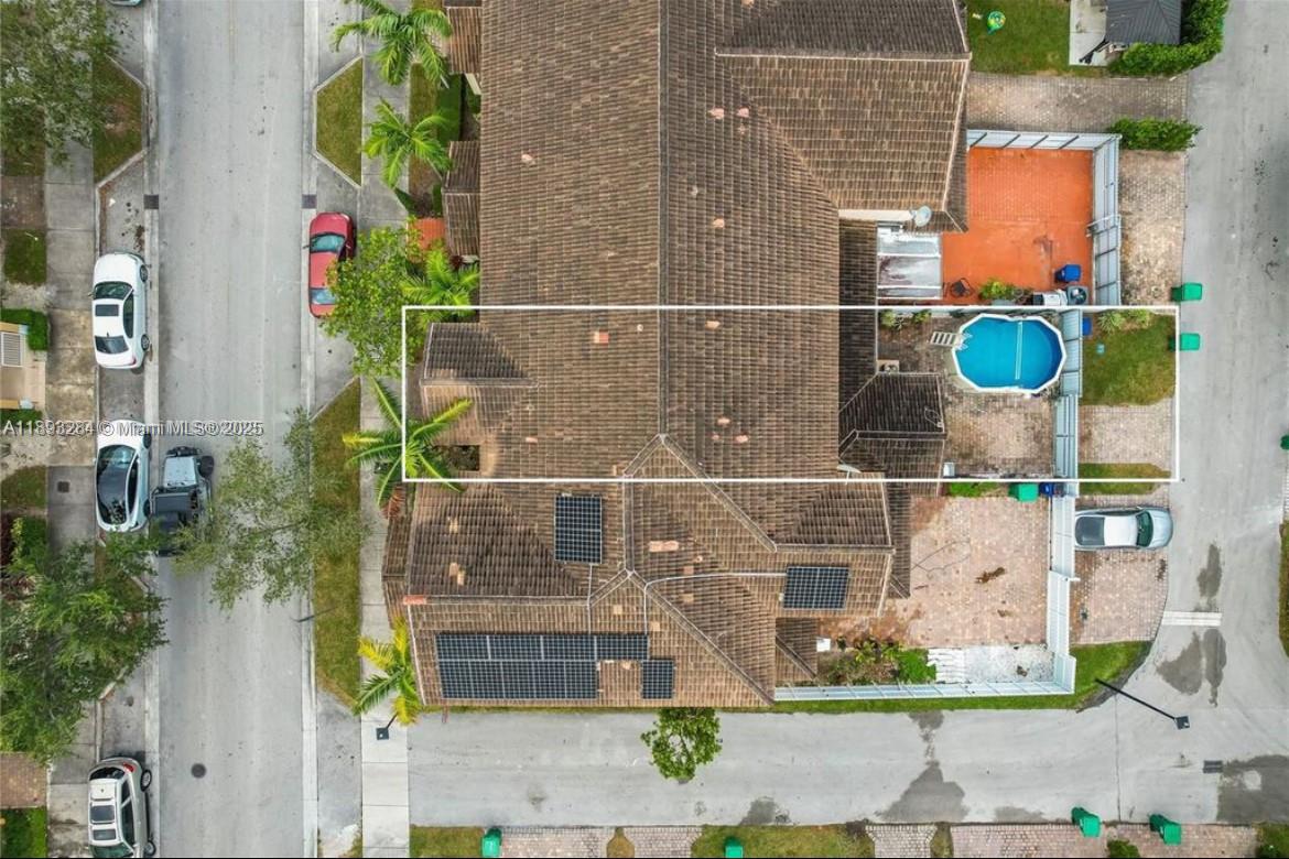 MANDARIN LAKES - Residential