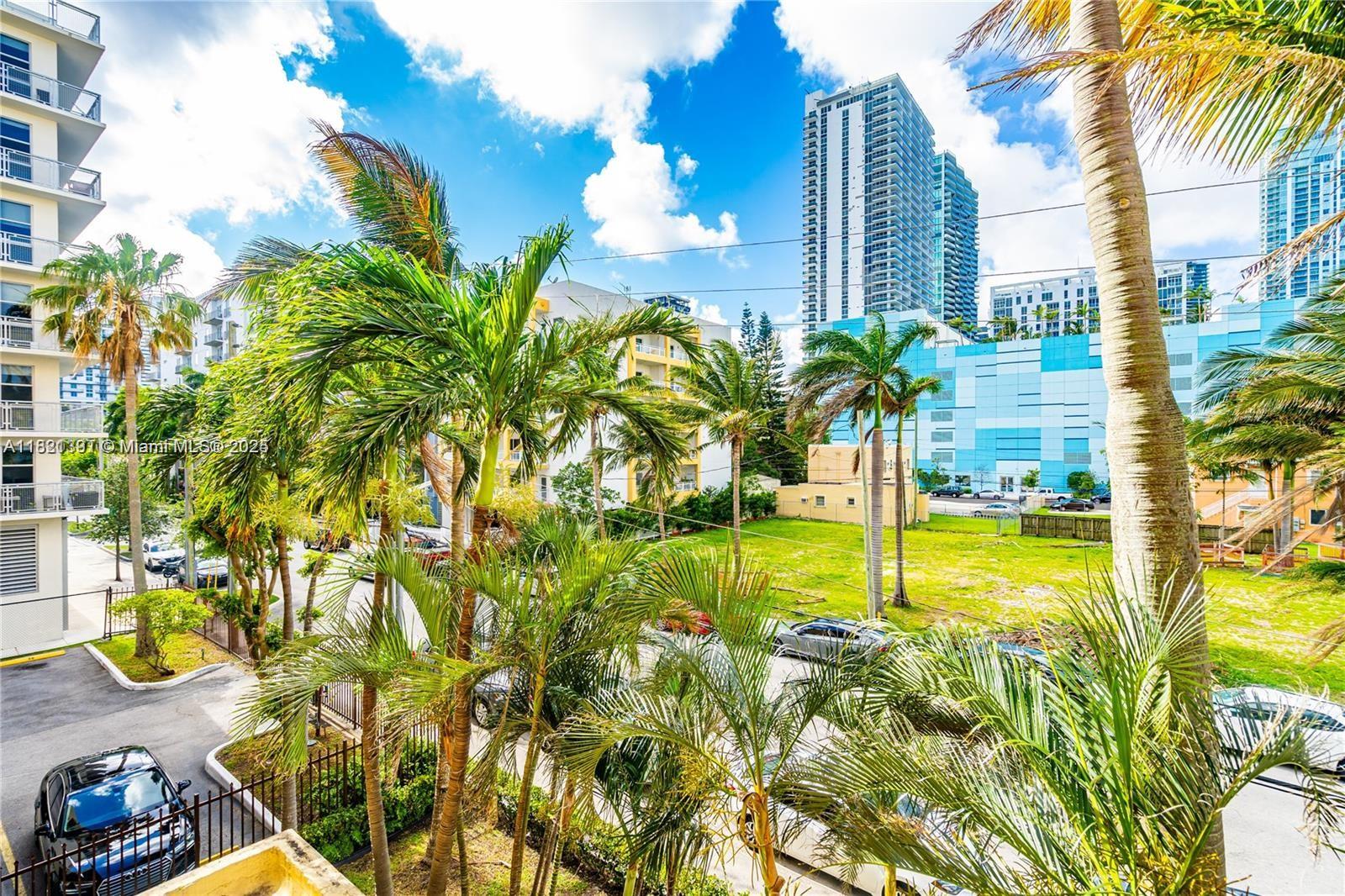 Property for Sale at 600 Ne 25th St 63, Miami, Broward County, Florida - Bedrooms: 1 
Bathrooms: 2  - $230,000