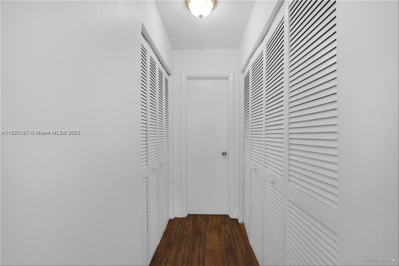 Riviera Towers - Residential
