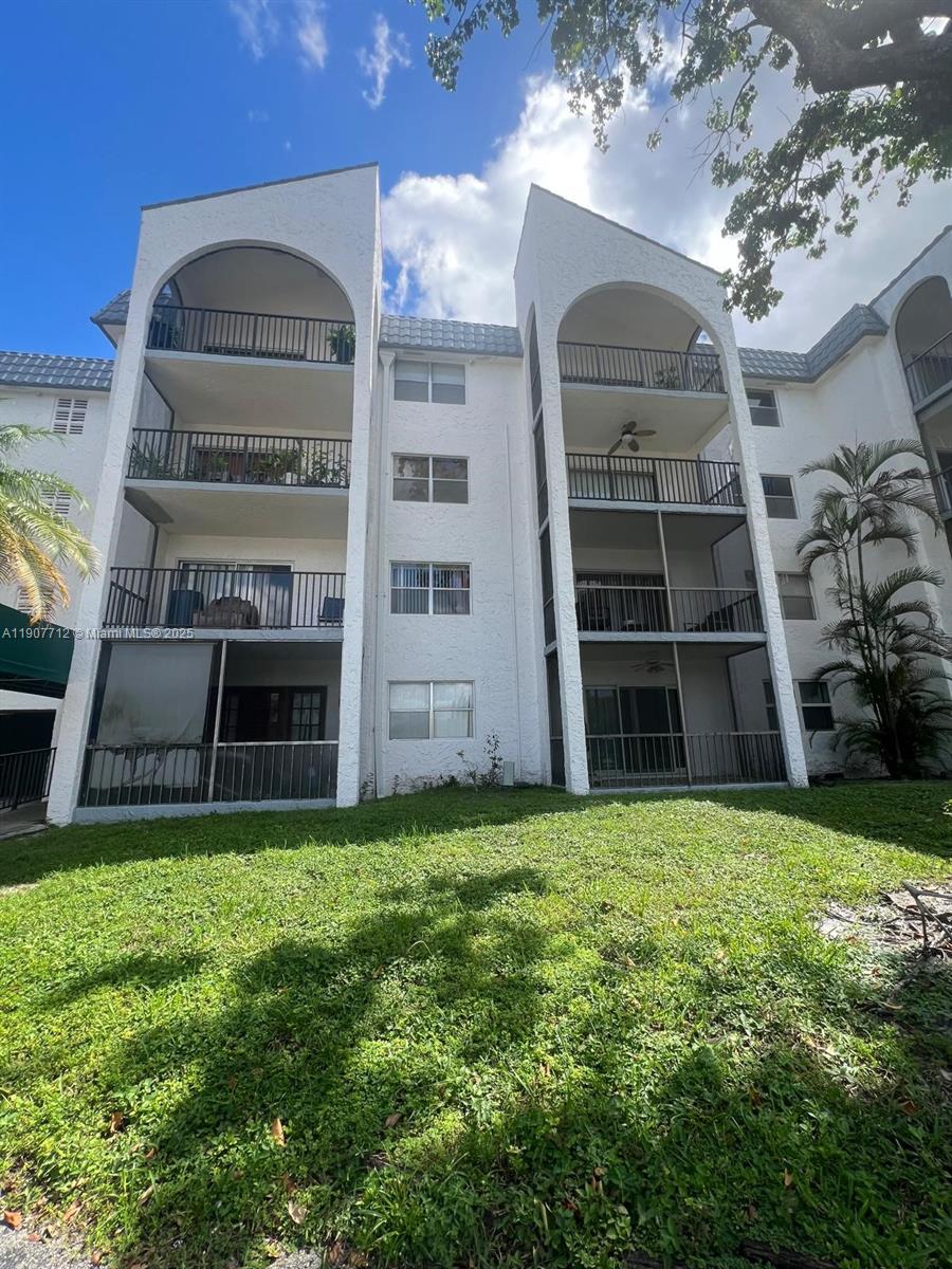 GARDEN LAKES OF INVERRARY - Residential Lease