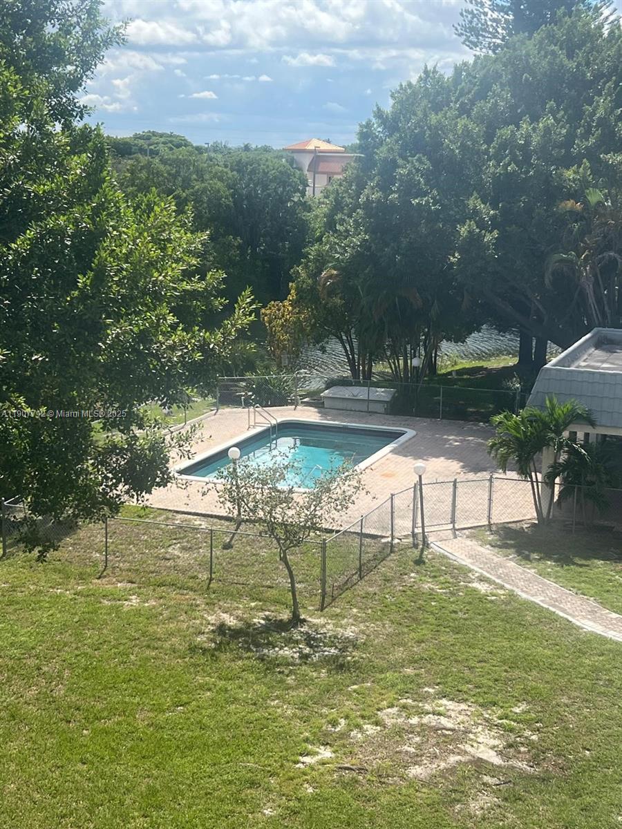 GARDEN LAKES OF INVERRARY - Residential Lease