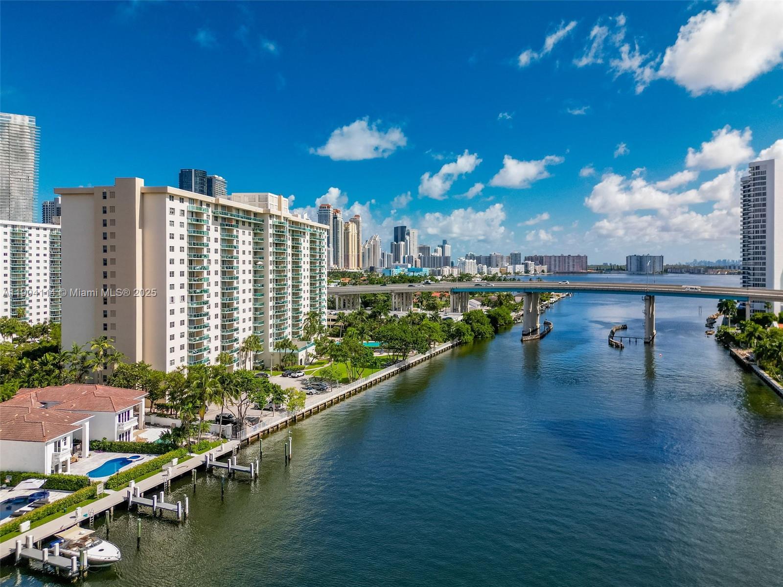 OCEANVIEW BUILDING A COND - Residential