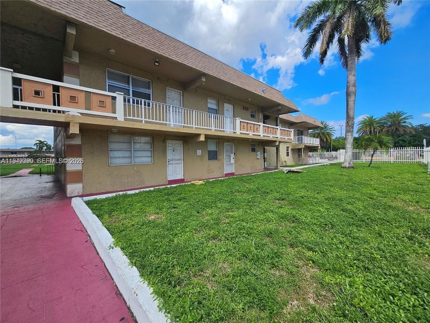 Great investment opportunity. Located on the 1st floor. This 1/1 unit has tile flooring throughout, stainless steel appliances and spacious living area. Bathroom has been recently updated. Laundry available in the community. 1 parking space. 1 pet ok- maximum 20lbs. Low HOA! Unit can be rented immediately.