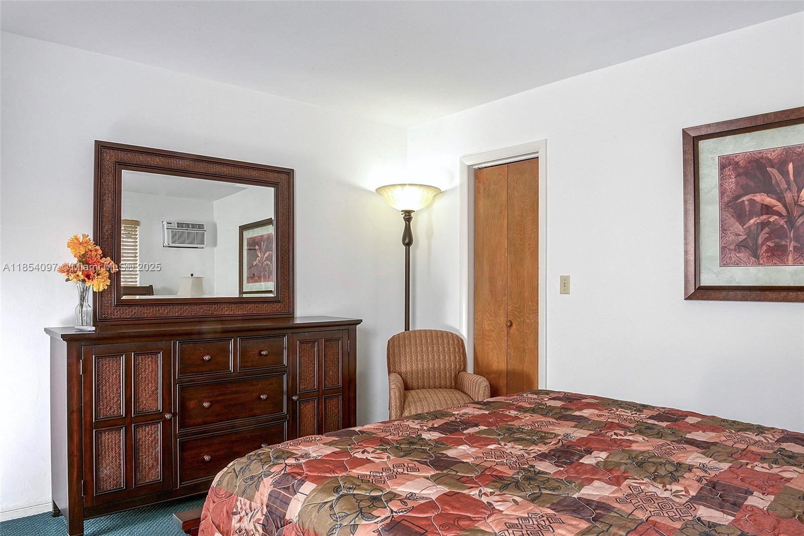 HOLLYWOOD SOUTH SIDE ADD - Residential Lease