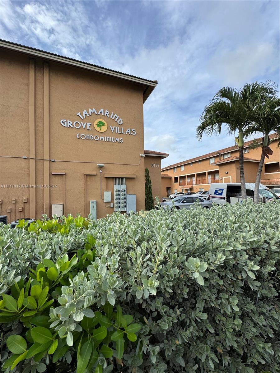 Rental Property at 8175 Nw 8th St A4, Miami, Broward County, Florida - Bedrooms: 2 
Bathrooms: 3  - $2,200 MO.
