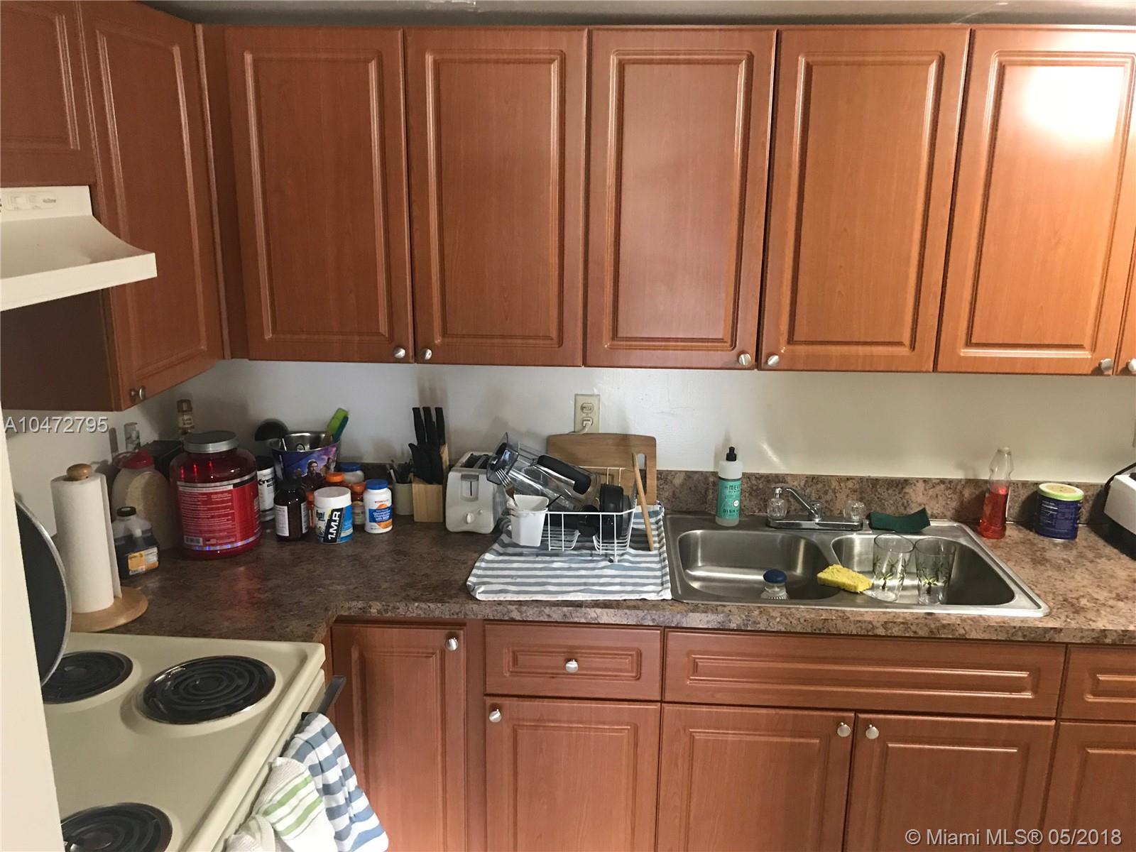 BRIARWOOD AT THE FALLS CO - Residential