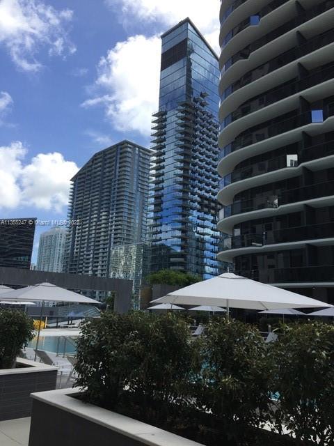 BRICKELL HEIGHTS EAST - Residential Lease