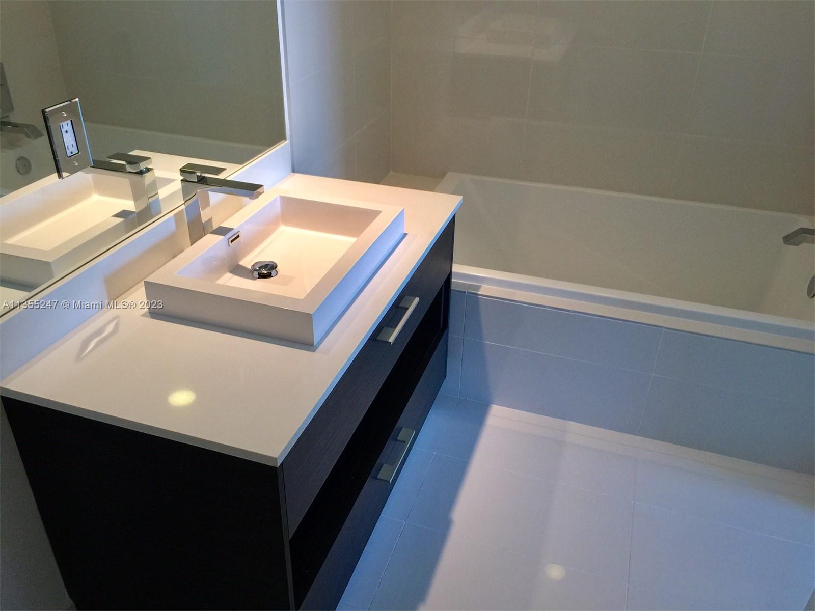 BRICKELL HEIGHTS EAST - Residential Lease