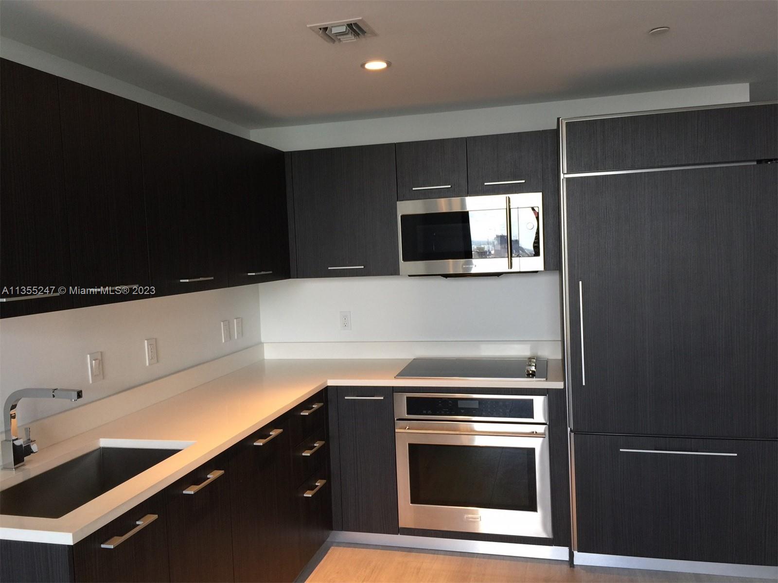 BRICKELL HEIGHTS EAST - Residential Lease