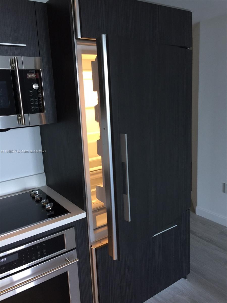BRICKELL HEIGHTS EAST - Residential Lease