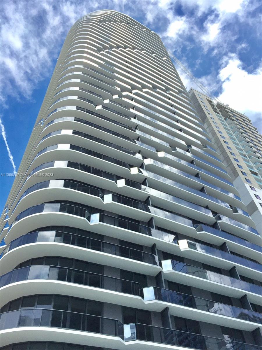 BRICKELL HEIGHTS EAST - Residential Lease