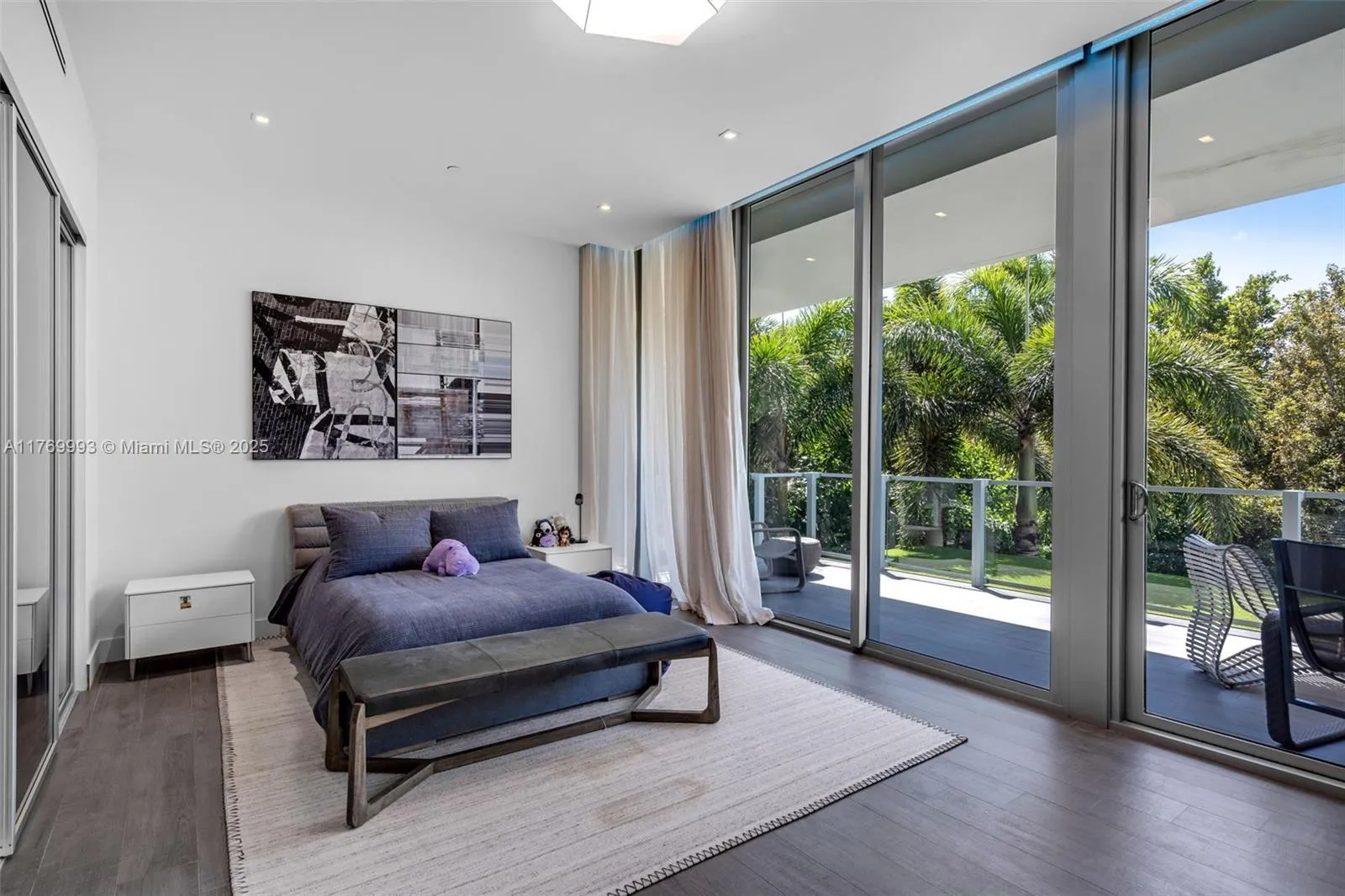 Key Biscayne, Florida 33149, United States, 5 Bedrooms Bedrooms, ,6 BathroomsBathrooms,Residential,Active,95381