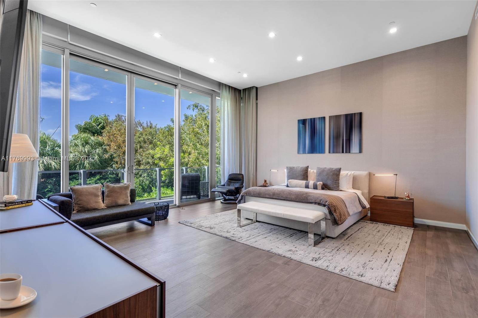 OCEANA KEY BISCAYNE CONDO - Residential Lease