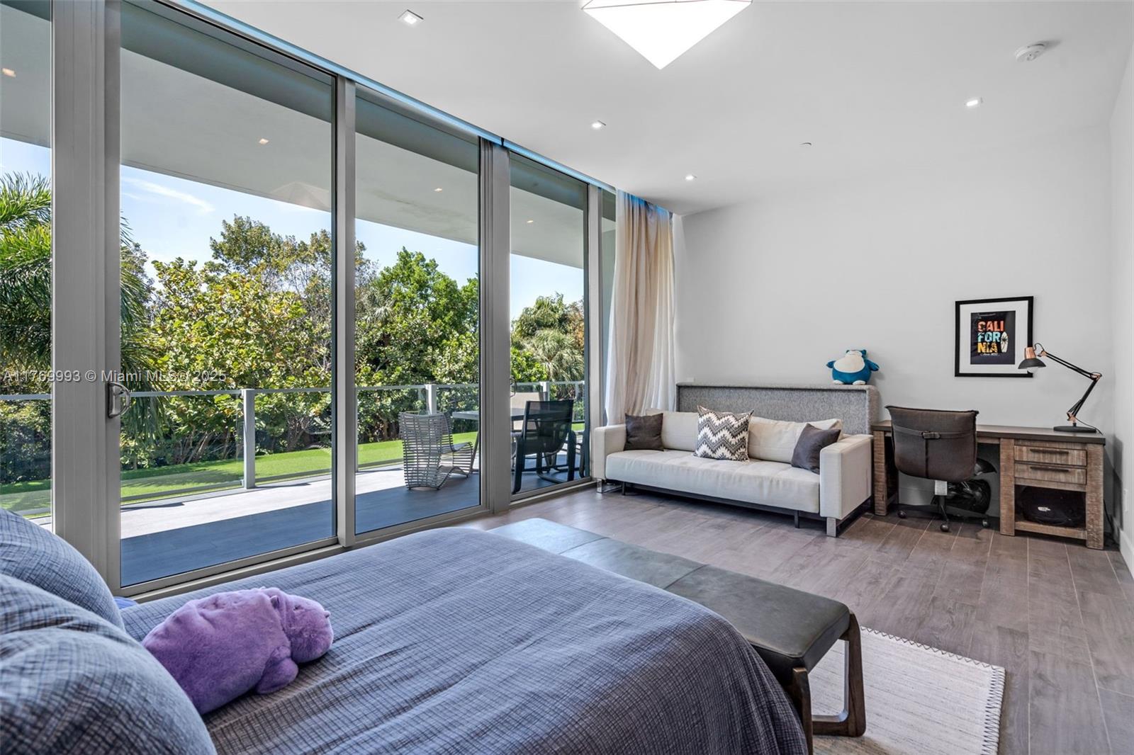 OCEANA KEY BISCAYNE CONDO - Residential Lease