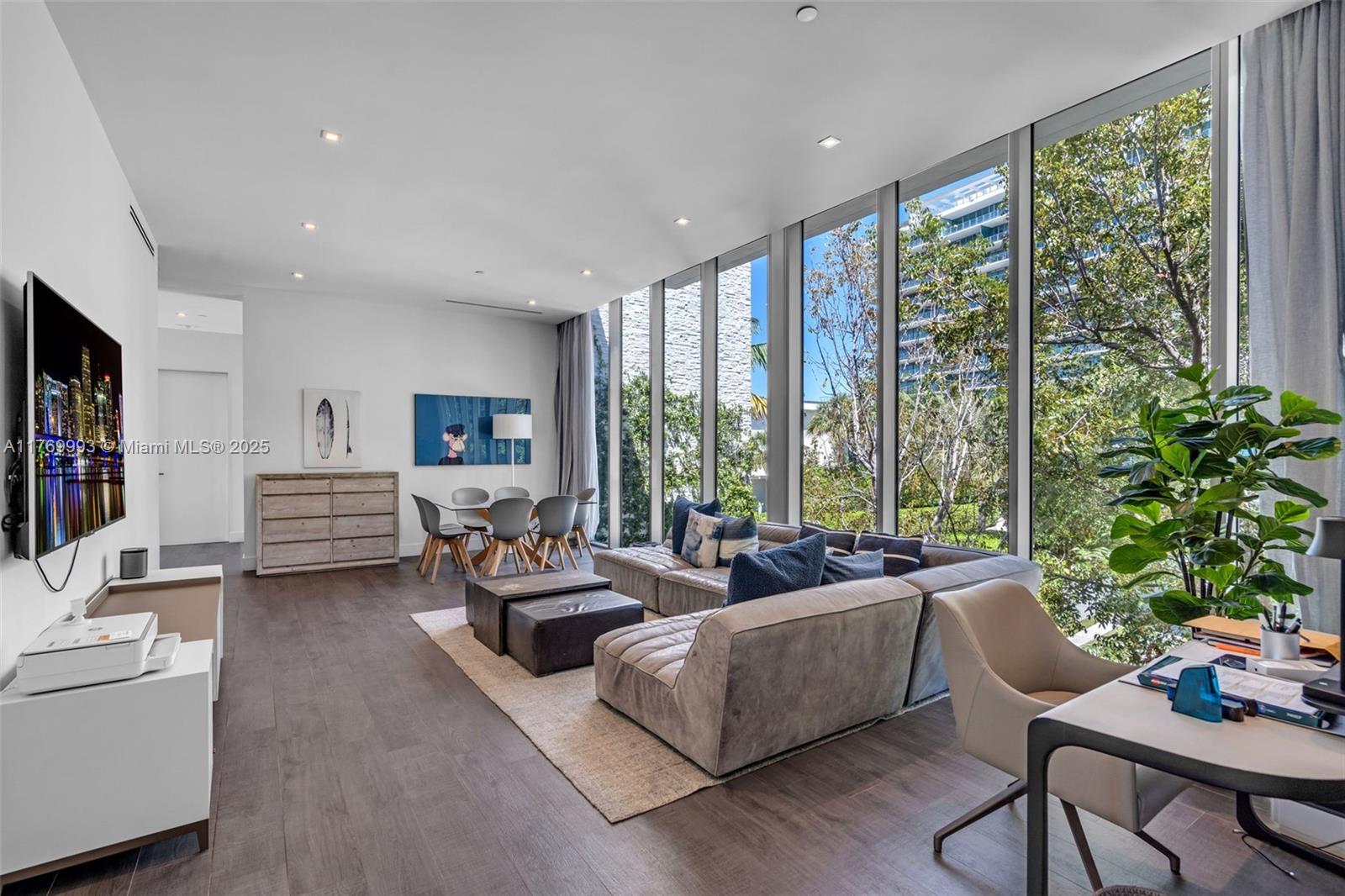 OCEANA KEY BISCAYNE CONDO - Residential Lease