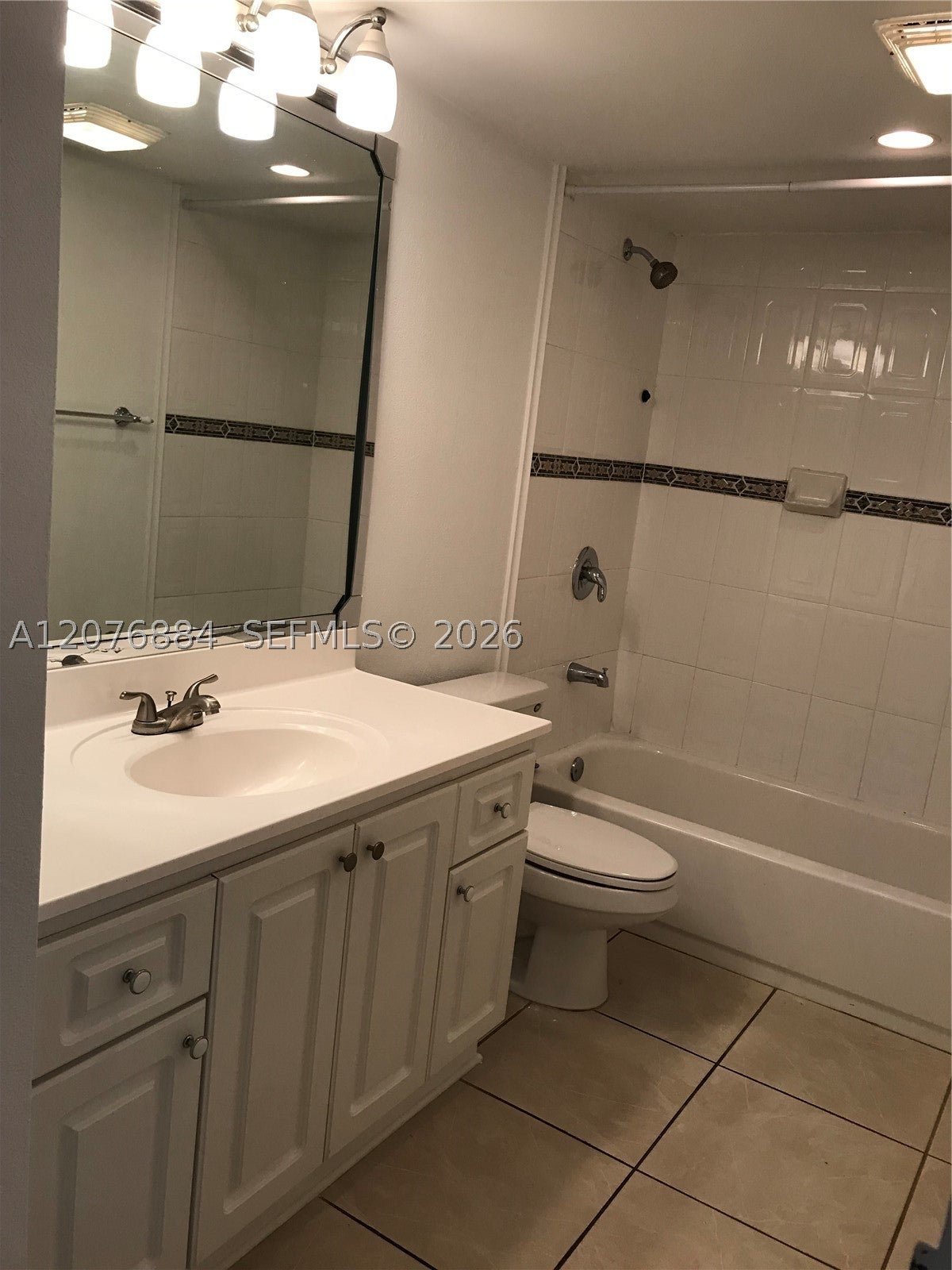 555 NE 15th St 30E