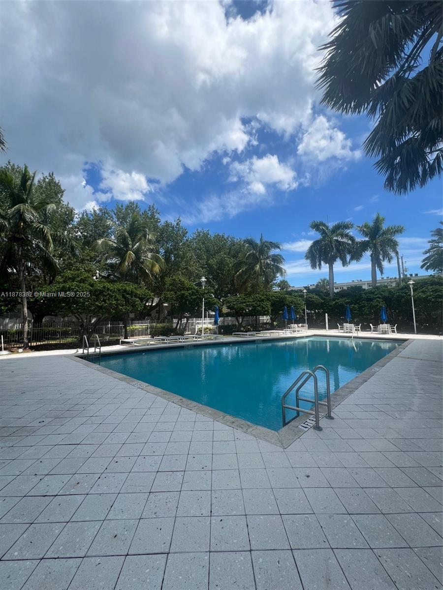 360 CONDO B - Residential