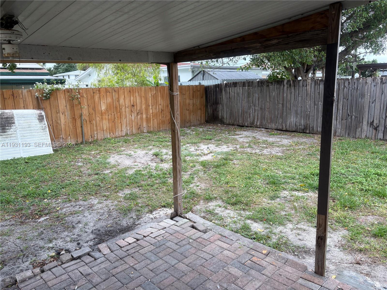 SUNSHINE MANOR - Residential Lease