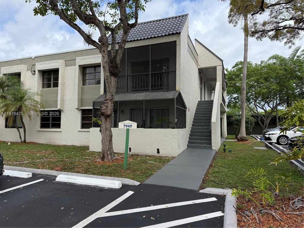 Photo of 7949 SW 104 St #213-D, Kendall, FL 33156 (MLS # A11978475)