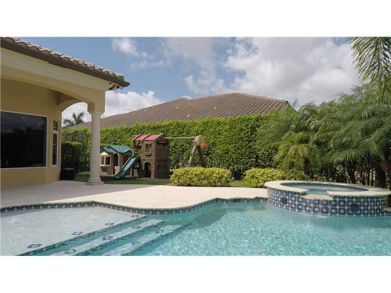 Hawks Landing - Residential