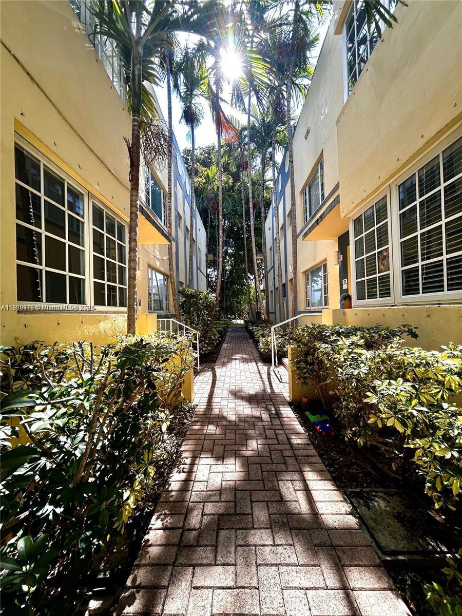 EUCLID 600 CONDO - Residential