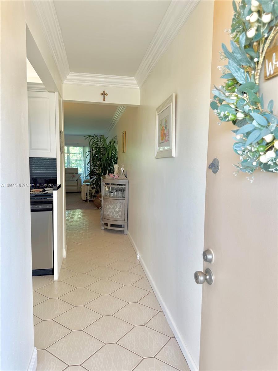 2405 Antigua Cir M4